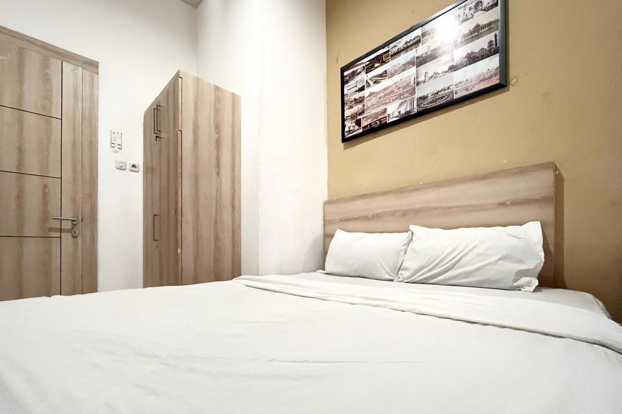 فندق Reddoorz Near Underpass Simpang Patal باليمبانغْ المظهر الخارجي الصورة
